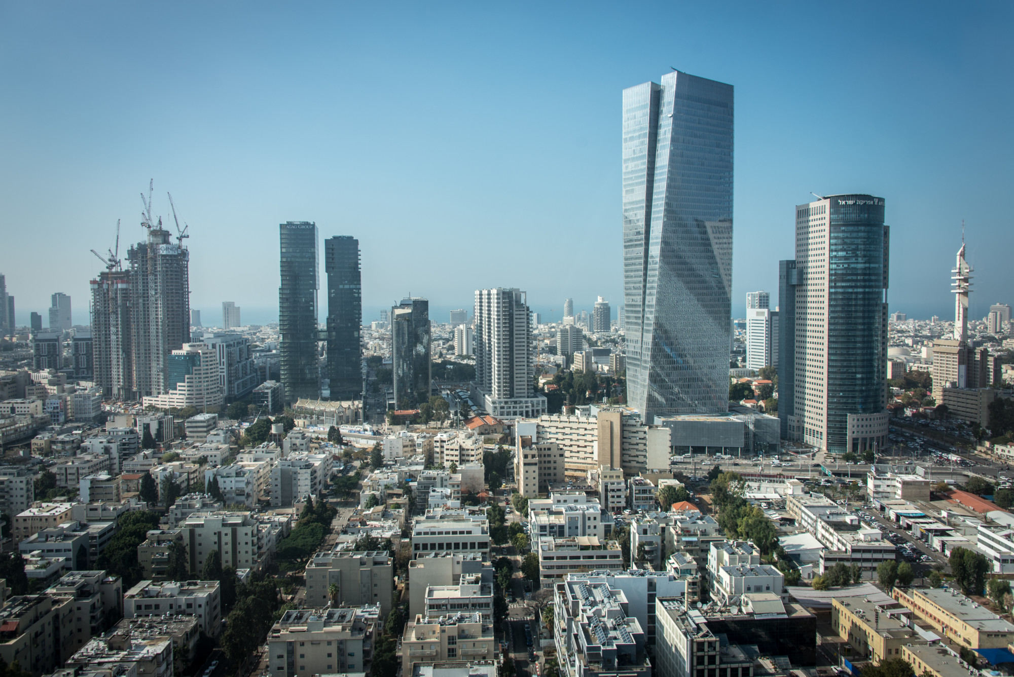 Air Raid Warning Sirens Go Off In Tel Aviv After Apparent ...