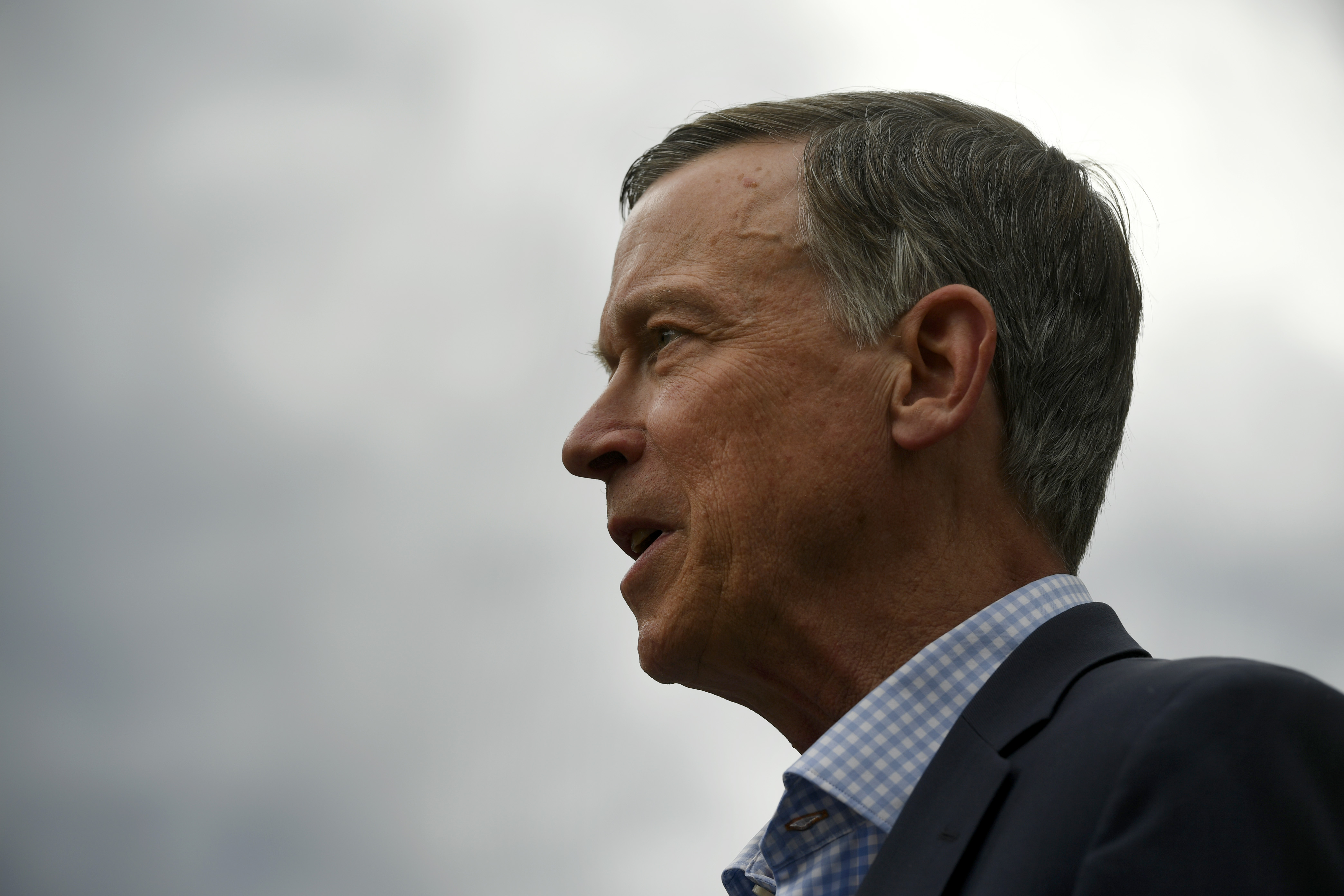 Report Hickenlooper Considering Running For Senate Instead